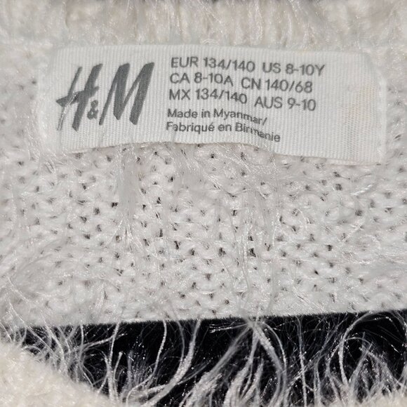 H&M Girls Fuzzy White Sweater With Star Design Size 8-10 - Picture 4 of 8